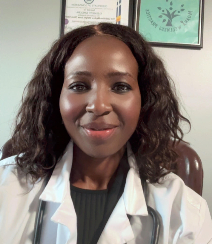 Doctor providing mobile primary care Folcroft at Moana Wellness Practice